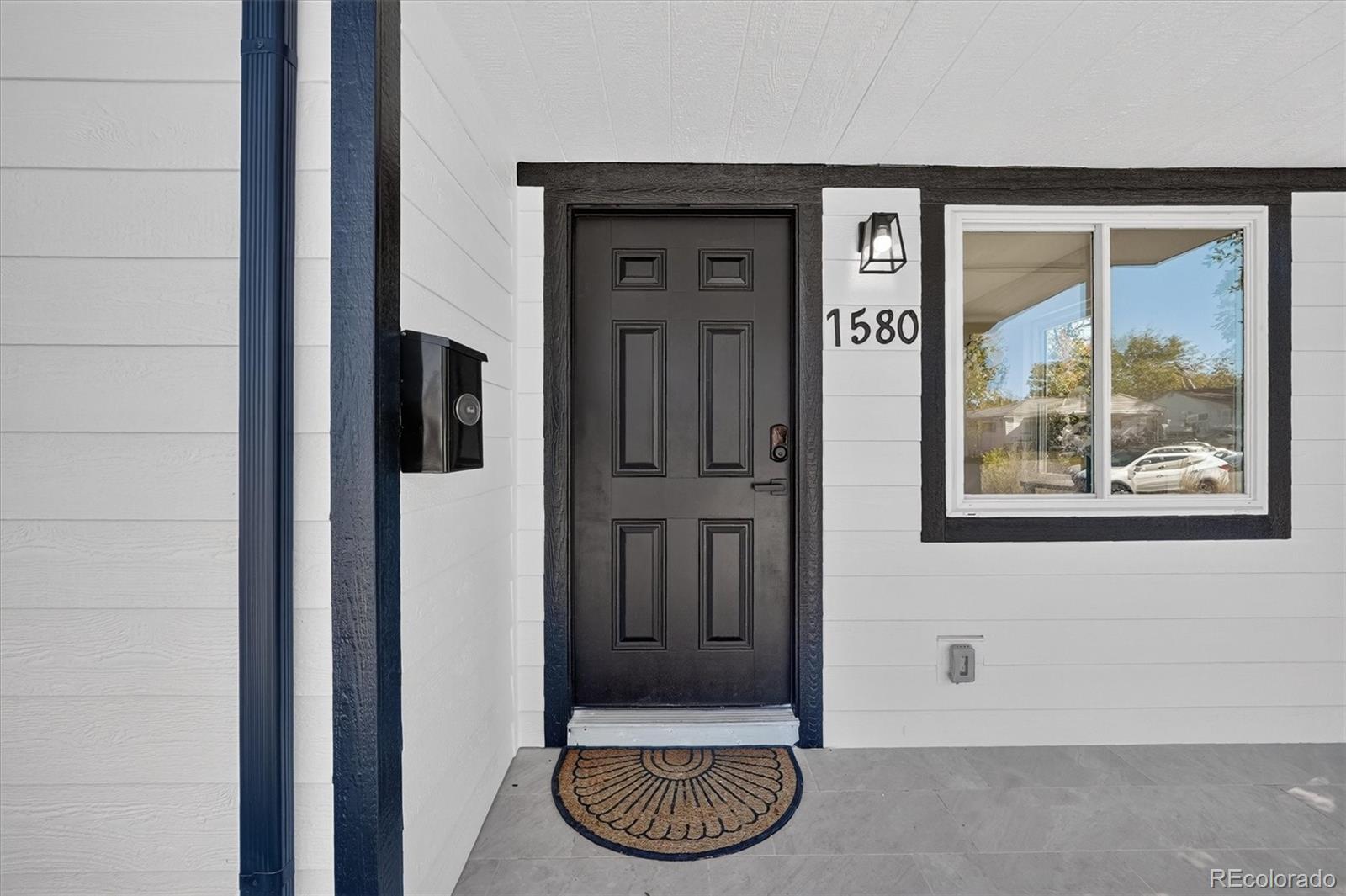 1580 S Zuni Street