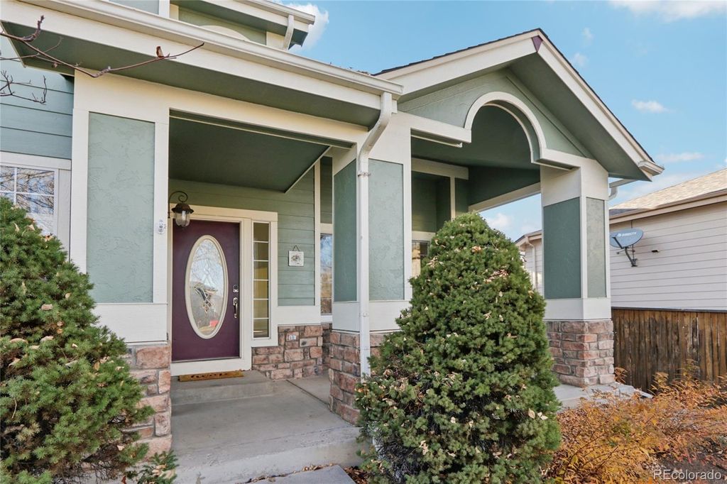 Photo of 1737 Alpine Street, Longmont, CO 80504 (MLS # 2238290)
