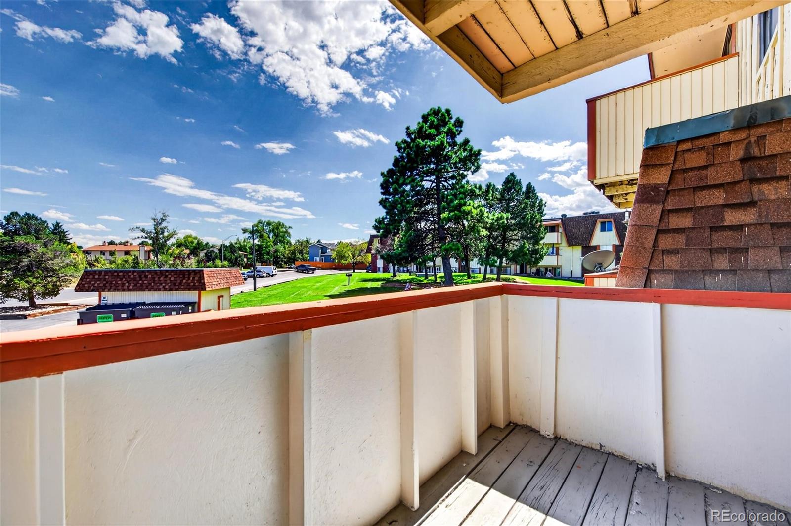 10211 Ura Lane 9-207