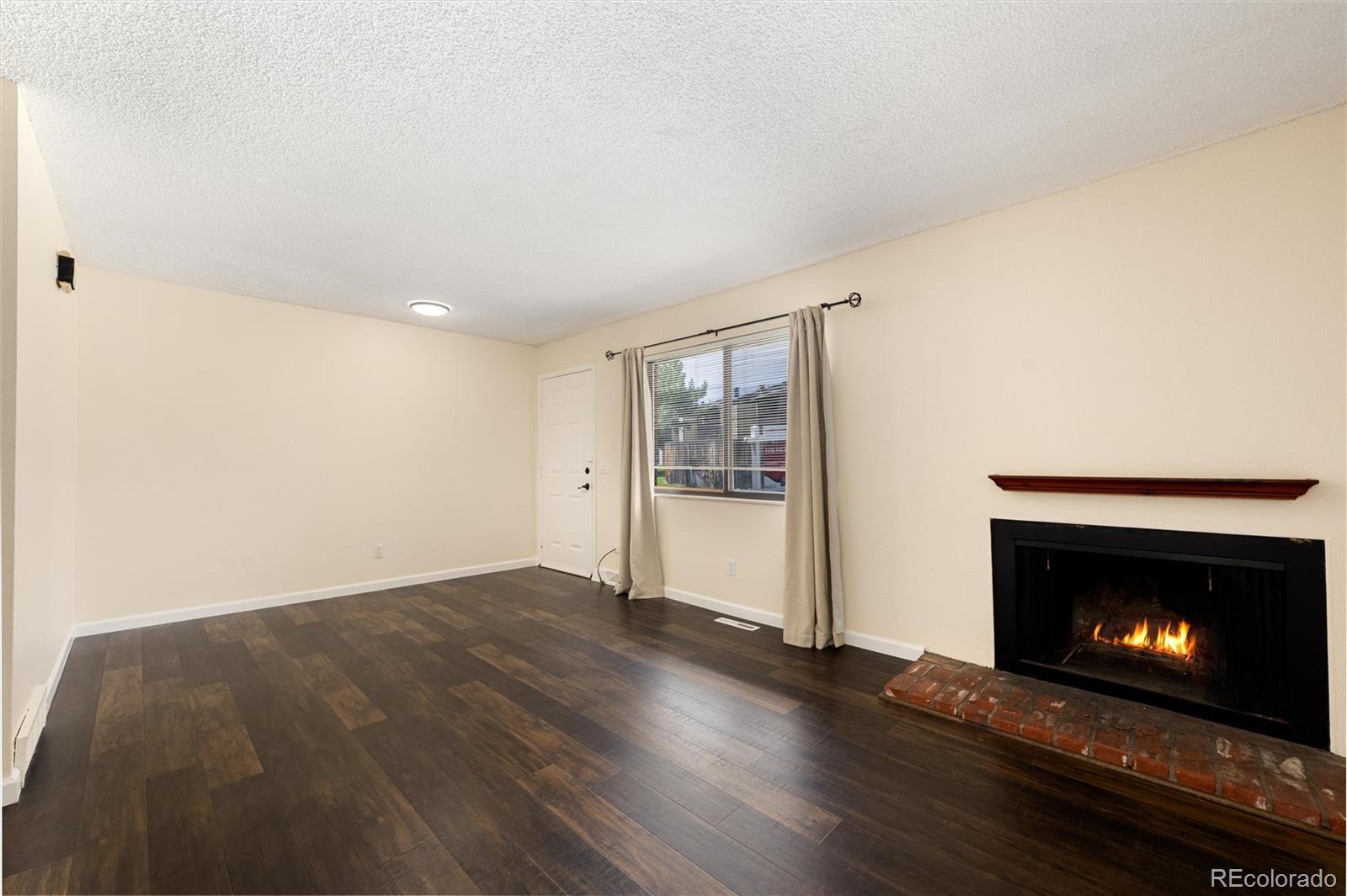 562 Vance Street D9