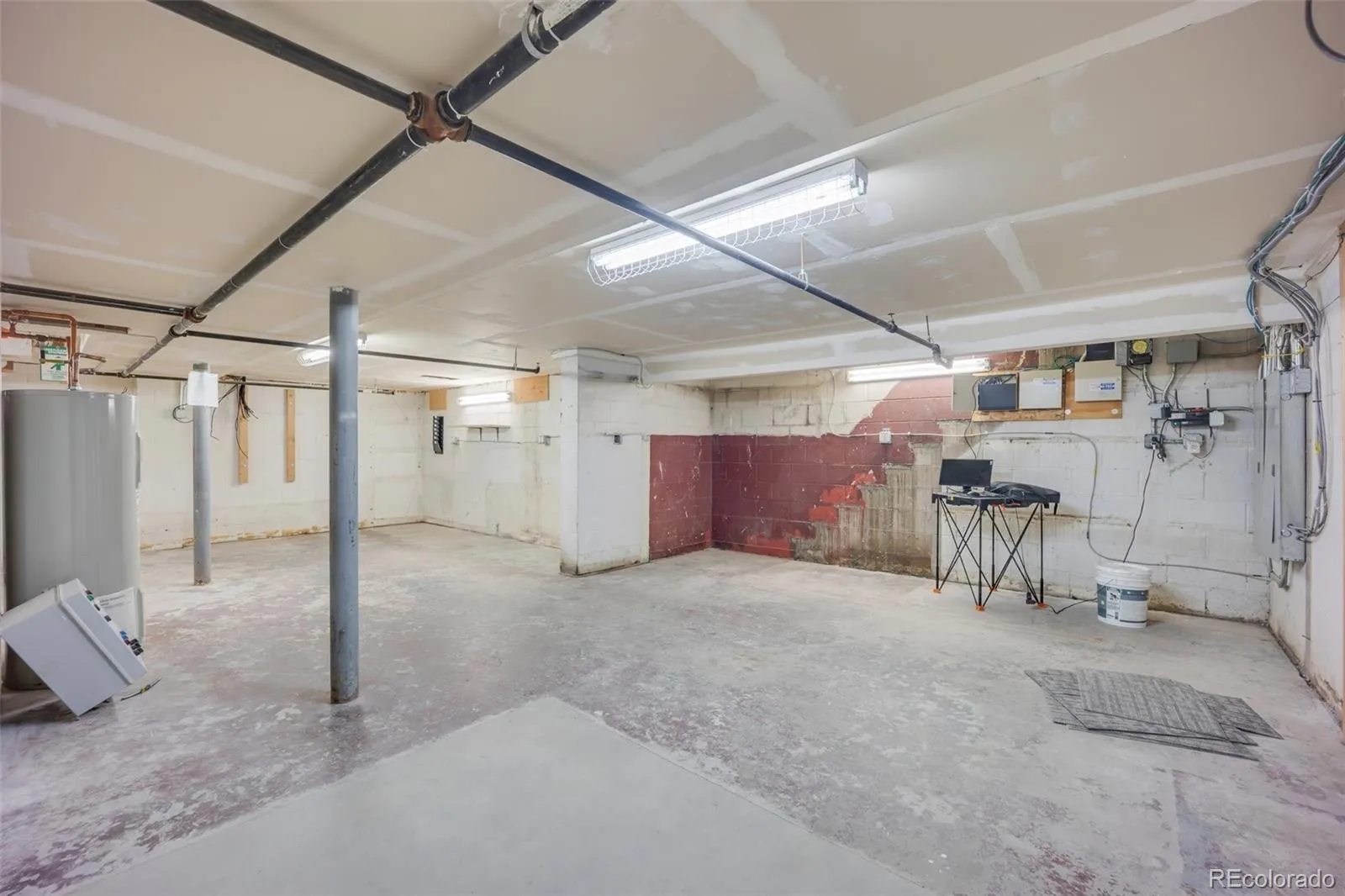 Colorado Springs, Colorado 80909, United States, ,Commercial,Active,60651