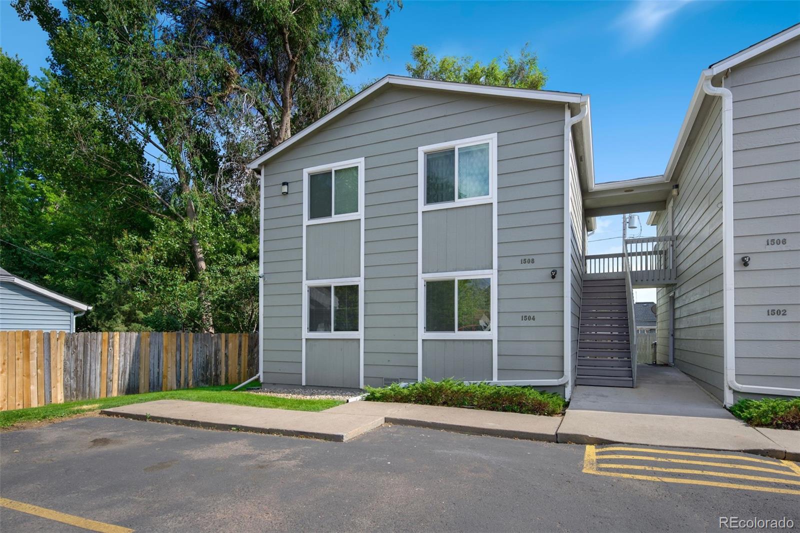 1502 E 5th Street