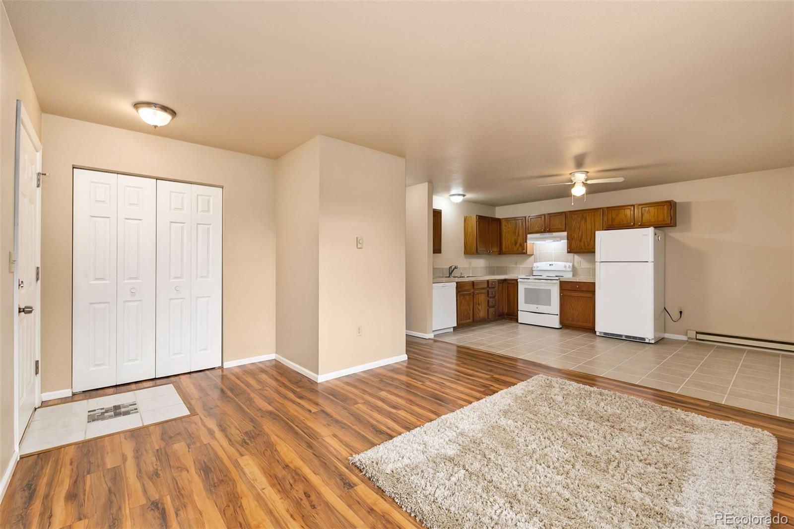 1502 E 5th Street