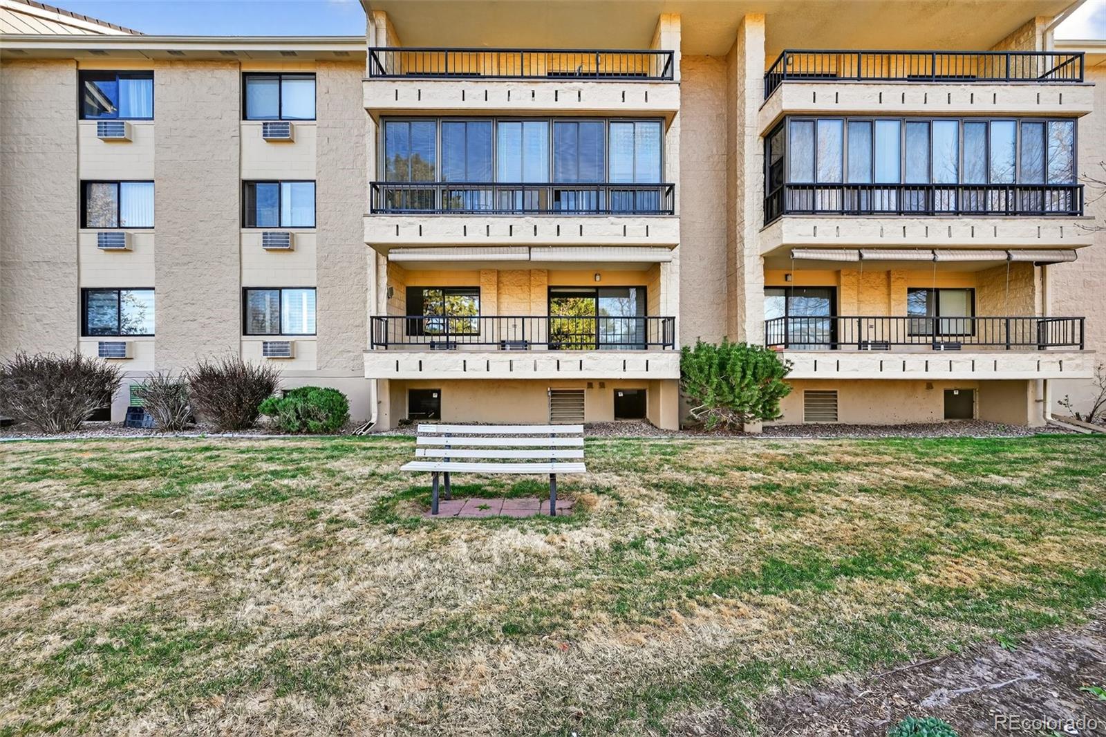 2868 S Heather Gardens Way 103