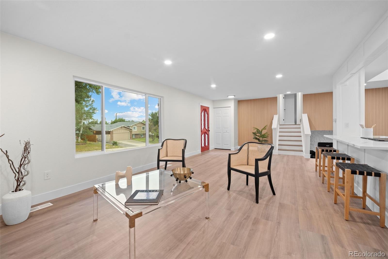 7345 E Hinsdale Place