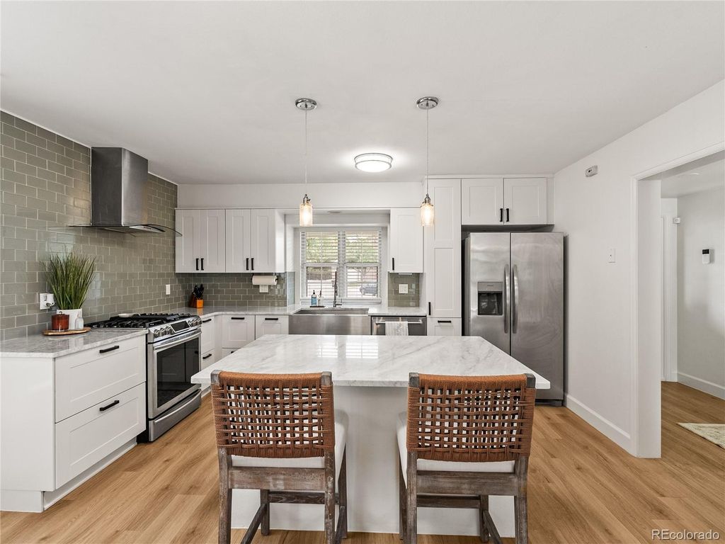 Photo of 6050 E Hinsdale Court, Centennial, CO 80112 (MLS # 4613926)