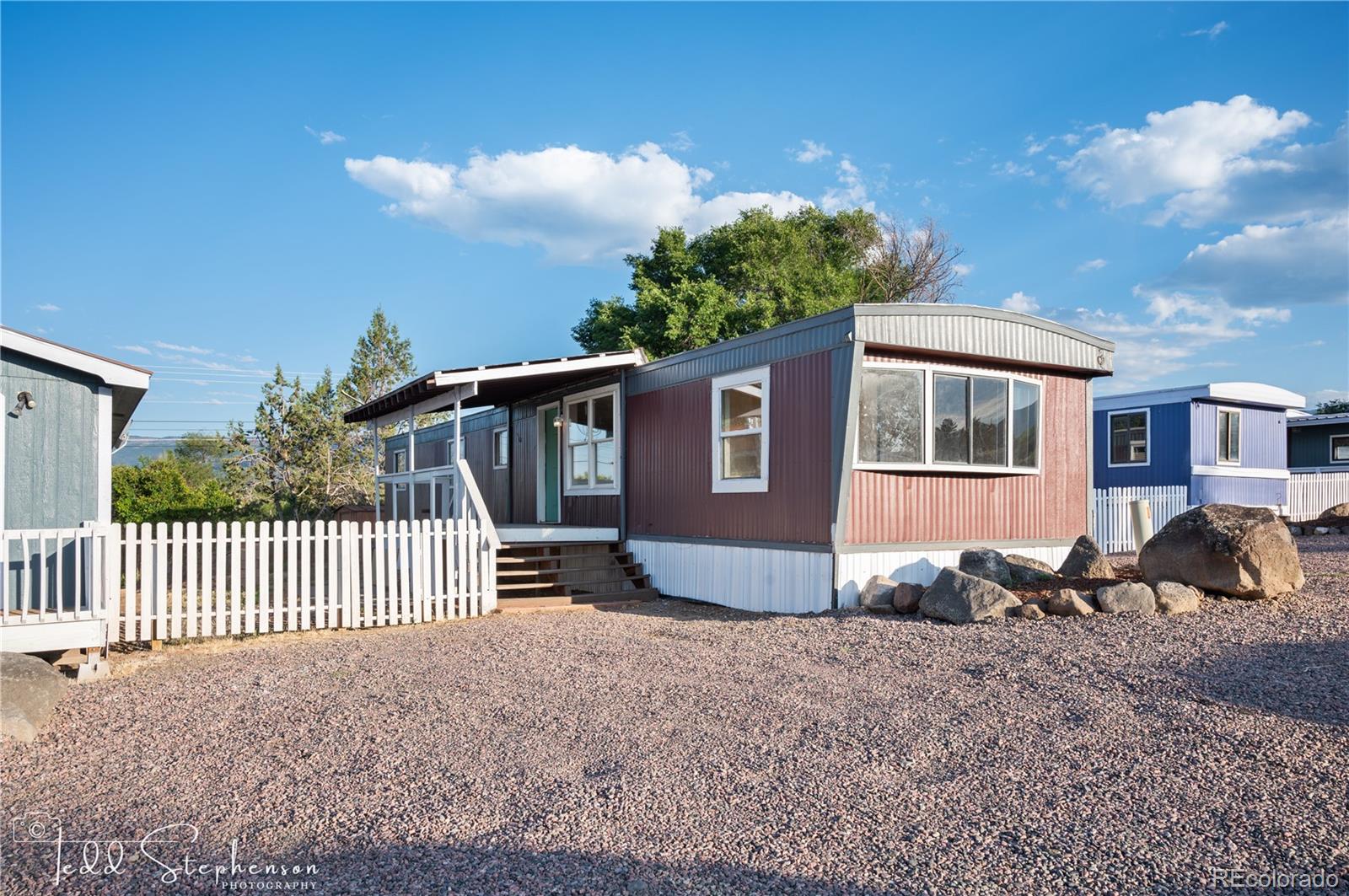 810 NW Cedar Avenue