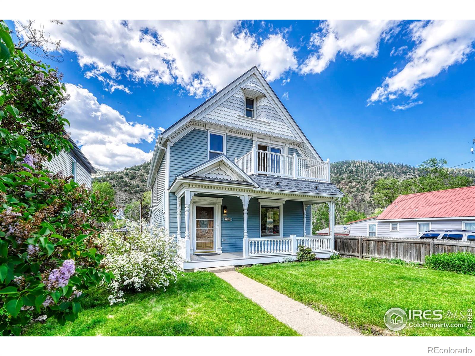 1906 Miner Street