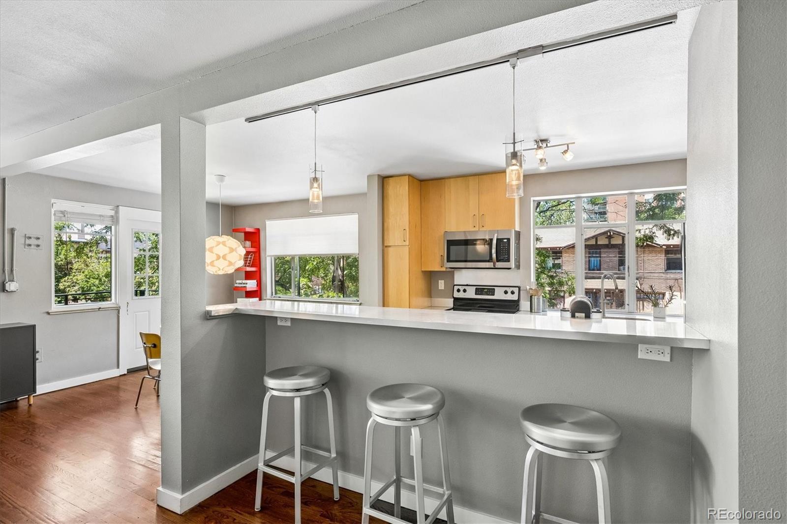 500 E 11th Avenue 301