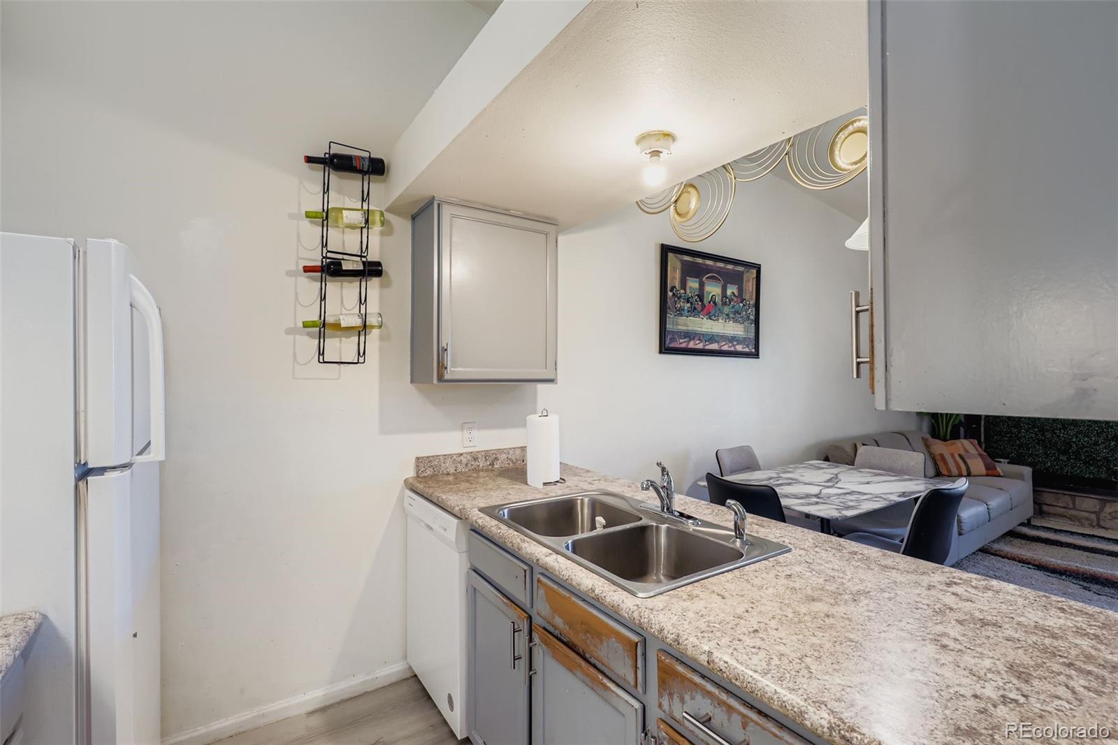 497 S Memphis Way 17