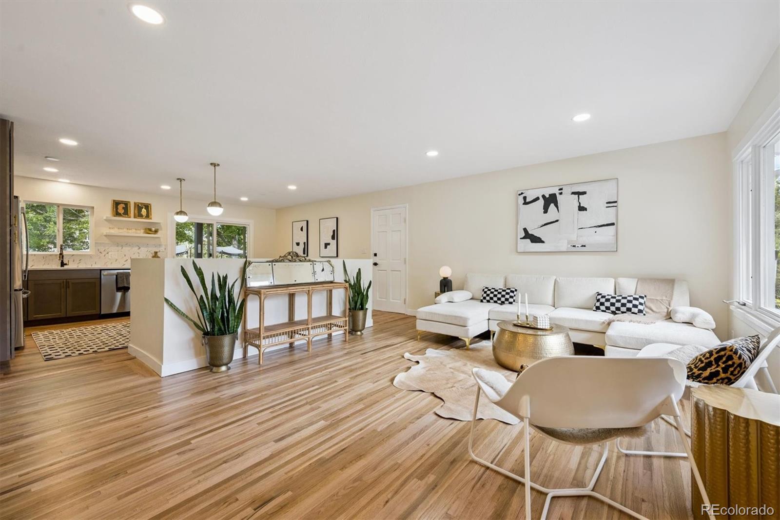 8977 W 56th Place