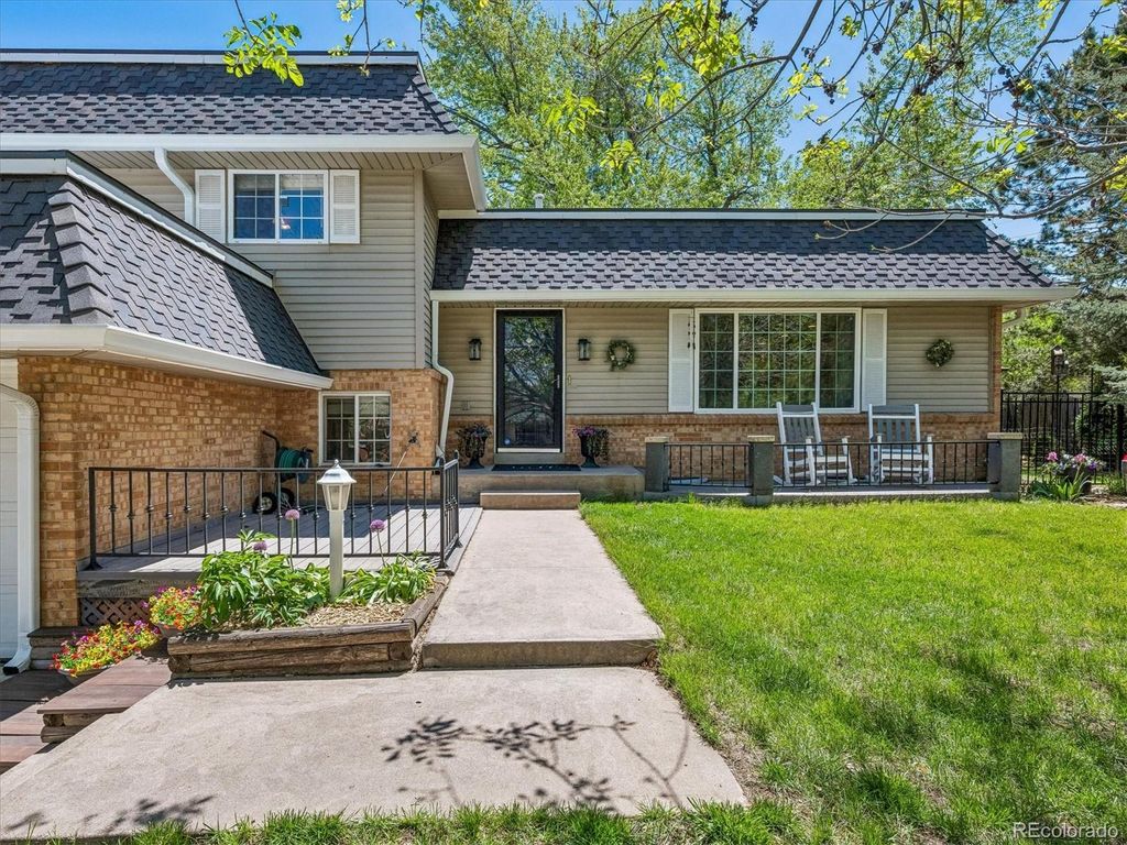 Photo of 7666 S Cedar Circle, Littleton, CO 80120 (MLS # 4604624)