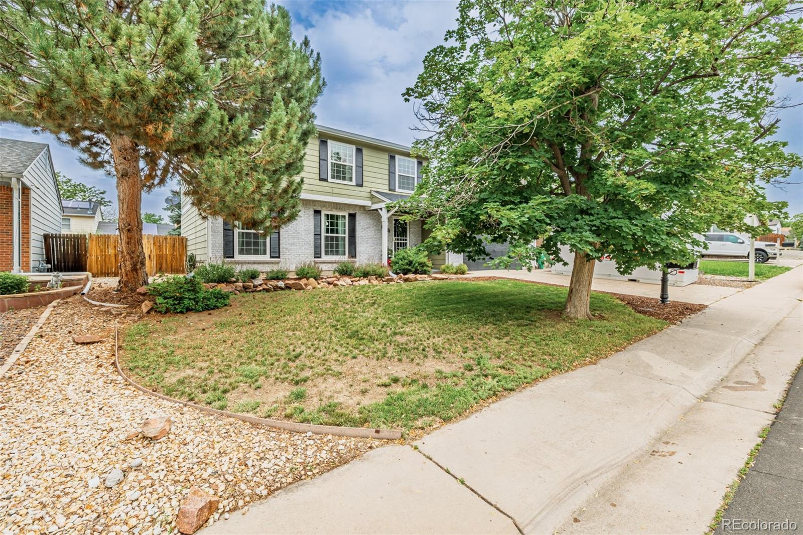 16051 E Alabama Drive