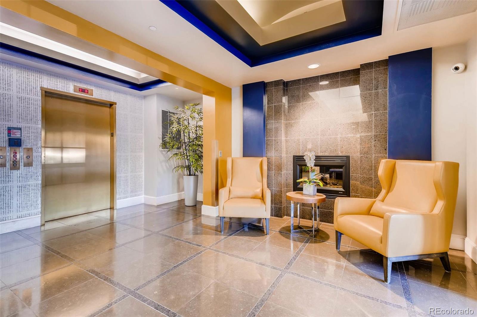 300 W 11th Avenue 5I