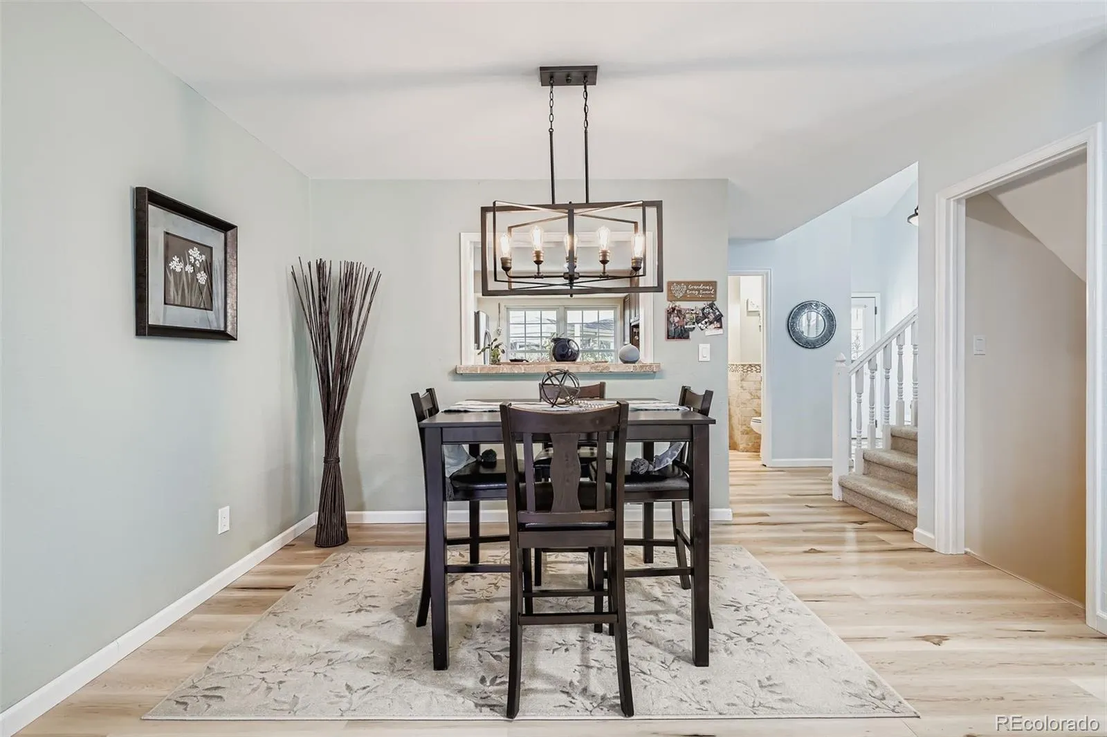 Littleton, Colorado 80123, United States, 3 Bedrooms Bedrooms, ,2 BathroomsBathrooms,Residential,Coming Soon,226408