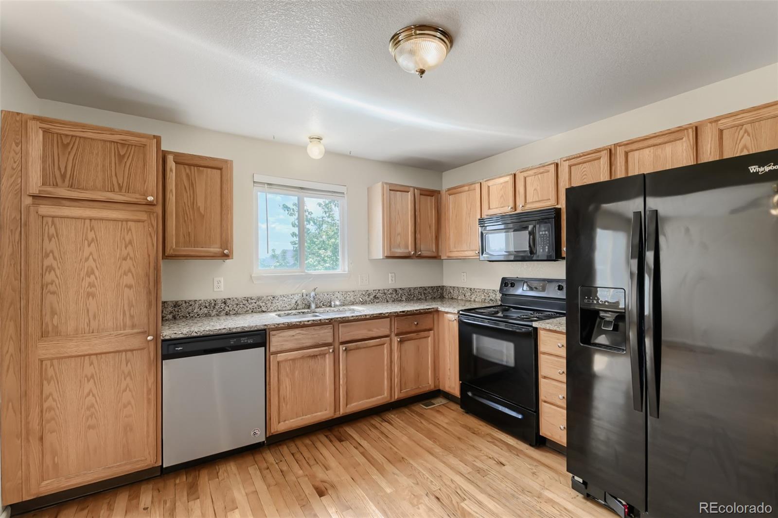 582 W 91st Drive