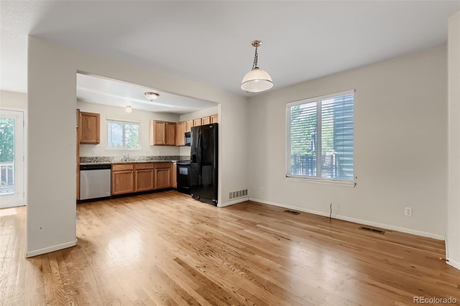 582 W 91st Drive