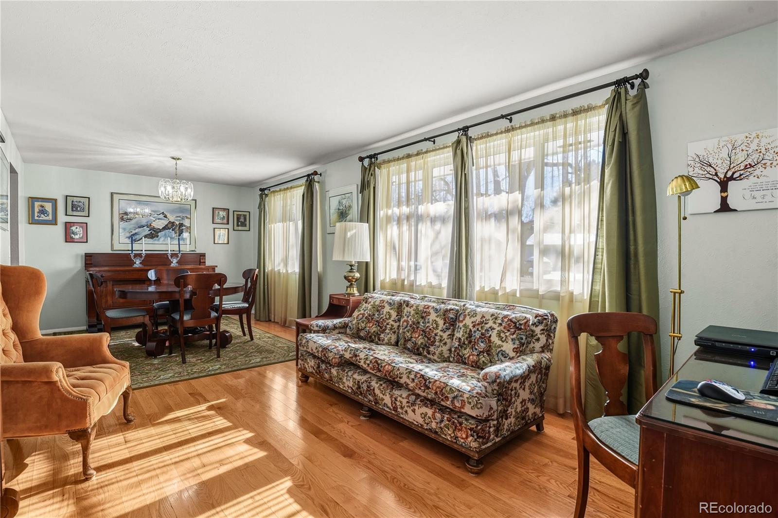 4435 E Hinsdale Place