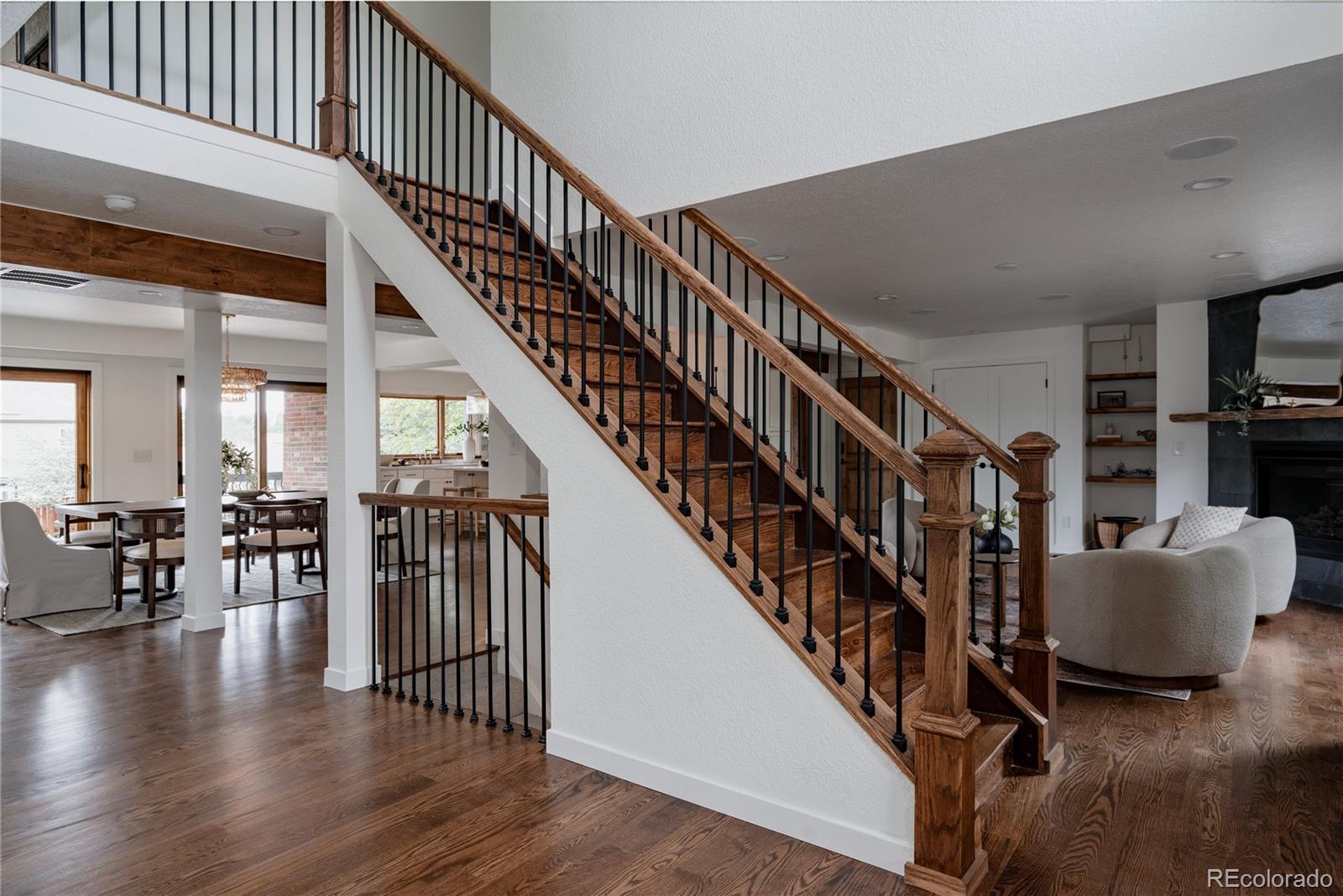 4398 W Lake Circle