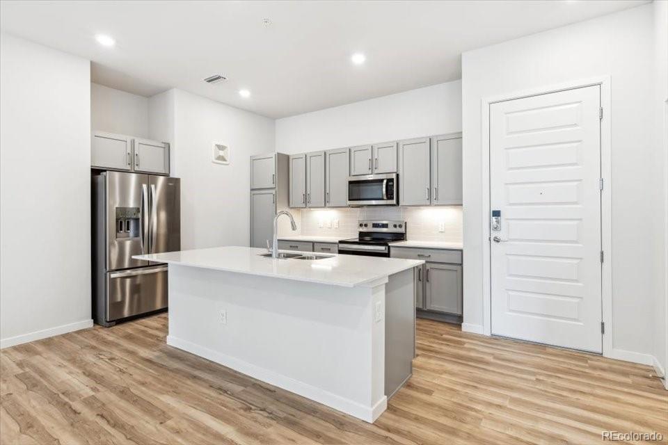 485 Interlocken Boulevard 206