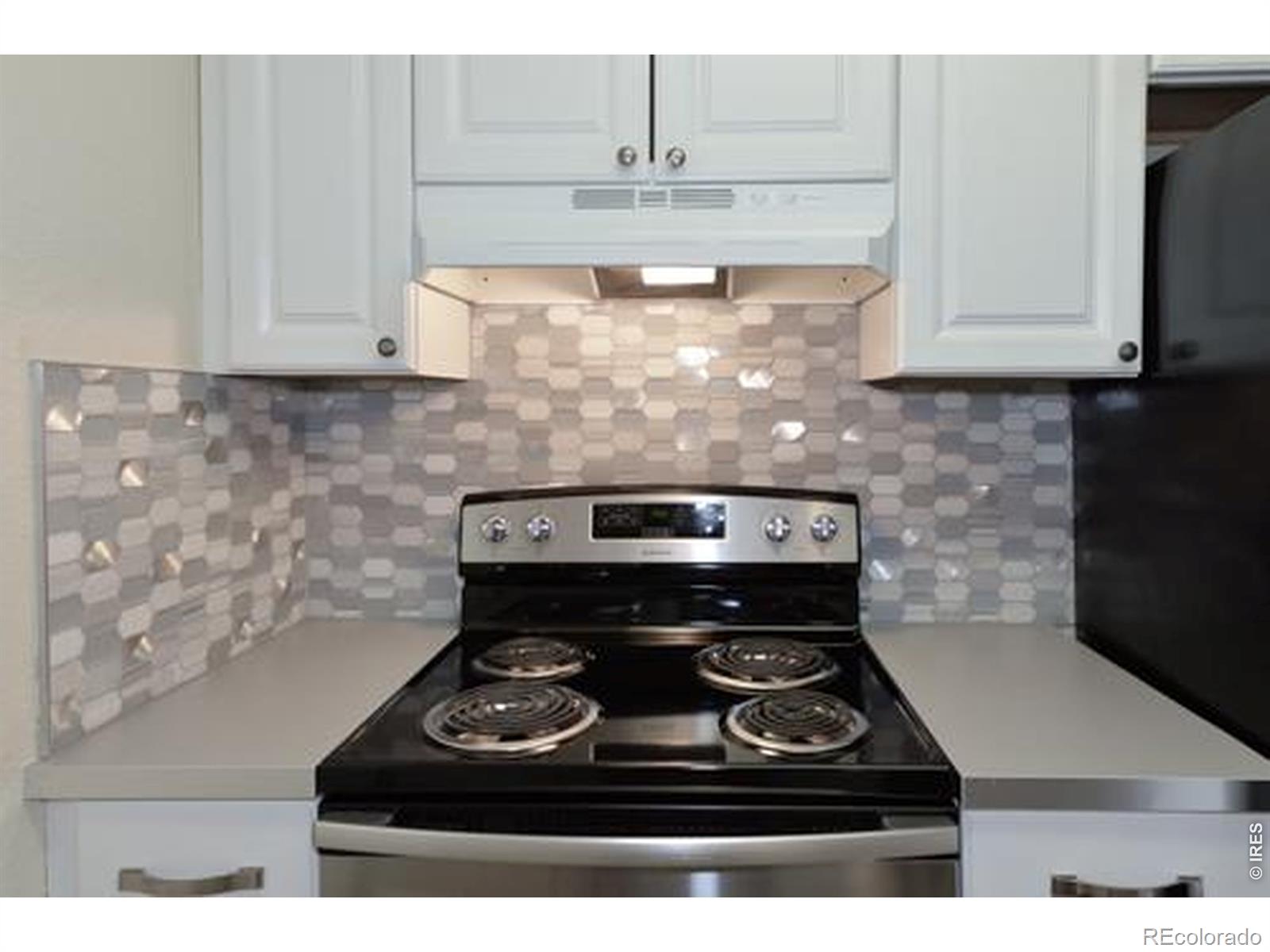 1200 College Avenue 116