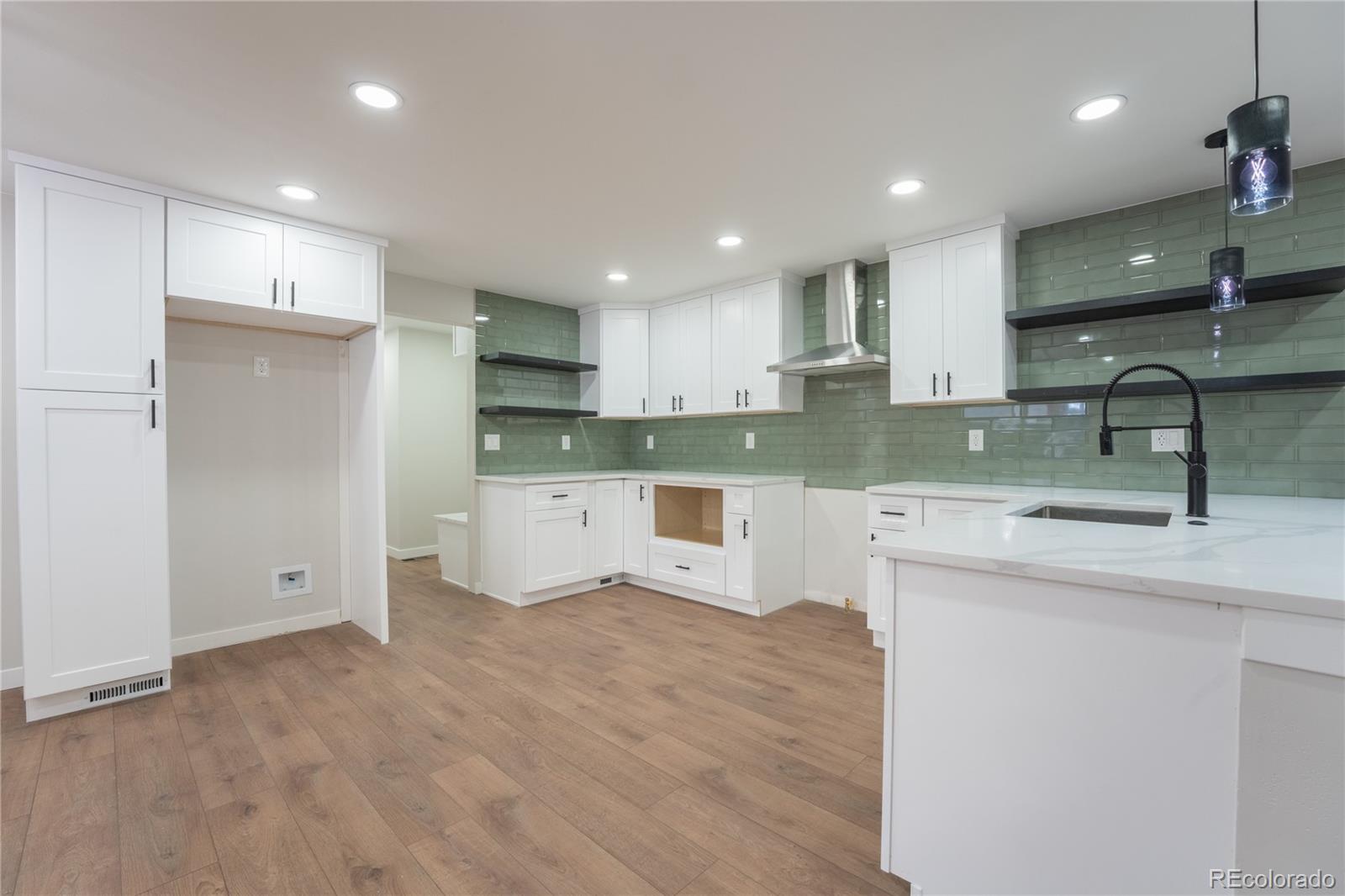 11383 W 28th Avenue, Lakewood, CO, 80215 4 11383 W 28th Avenue