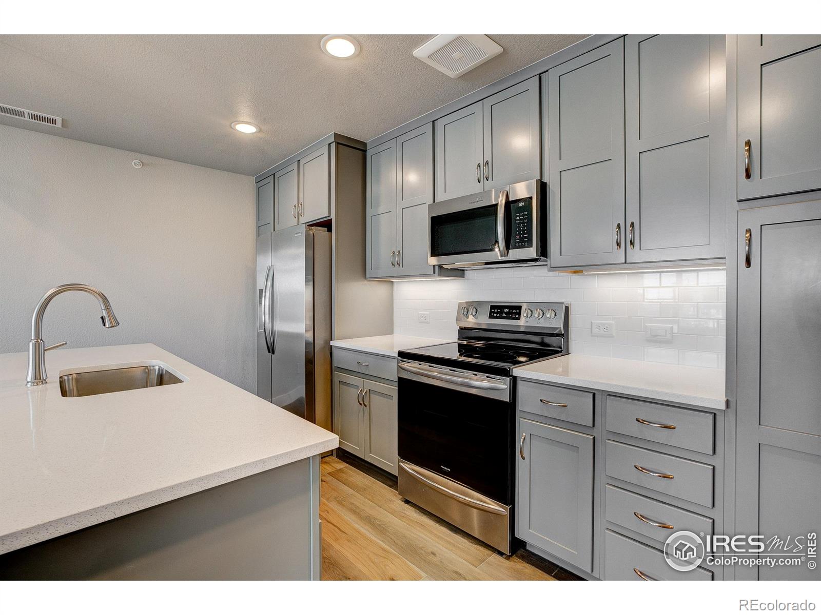 235 High Point Drive 206, Longmont, CO, 80504 2 235 High Point Drive 206