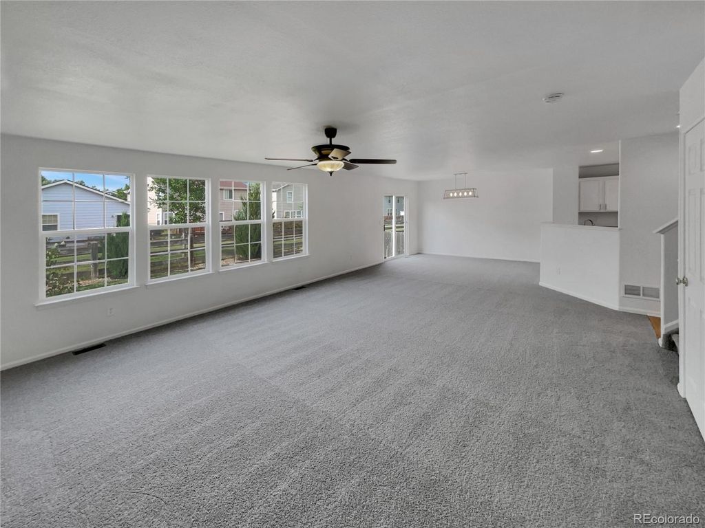Photo of 16453 E Phillips Drive, Englewood, CO 80112 (MLS # 6683386)