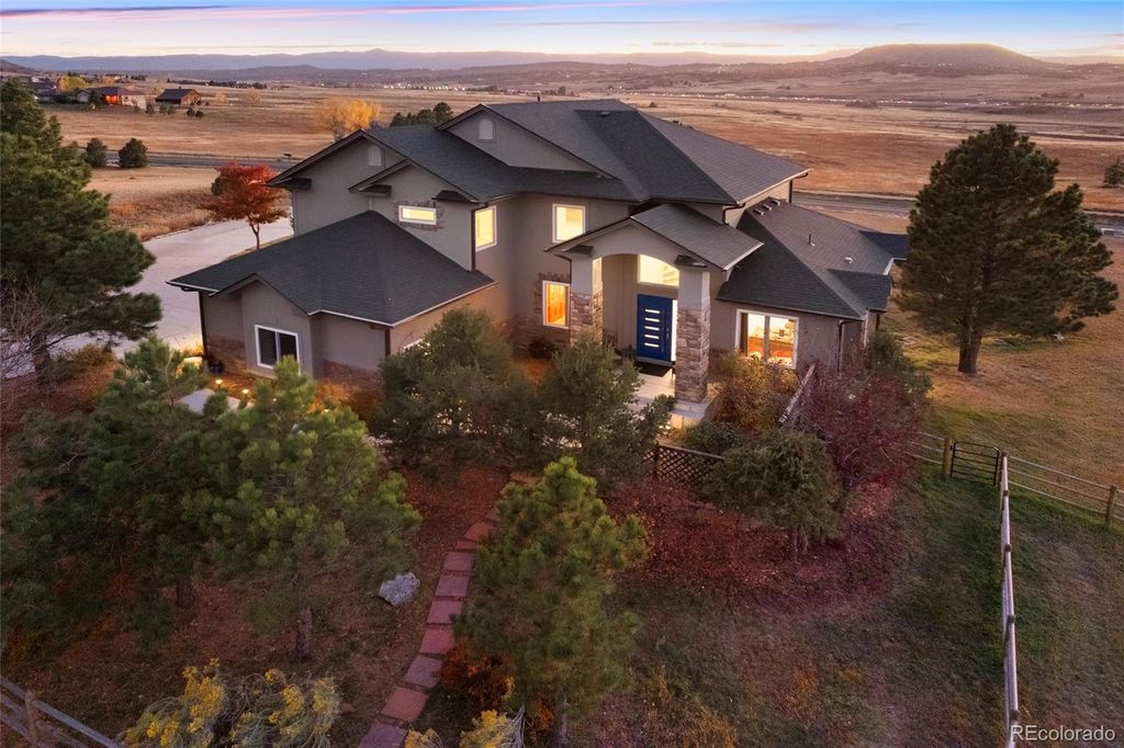 Photo of 3532 Bell Mountain Drive, Castle Rock, CO 80104 (MLS # 4244846)
