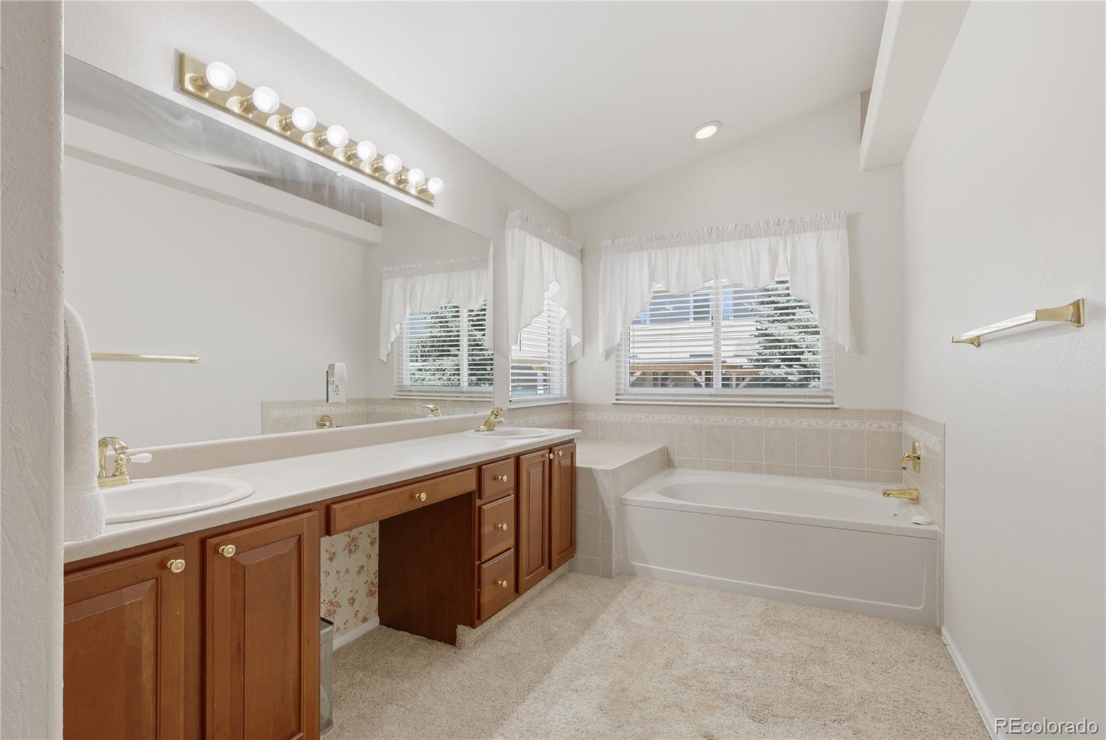 1587 Rosemary Court