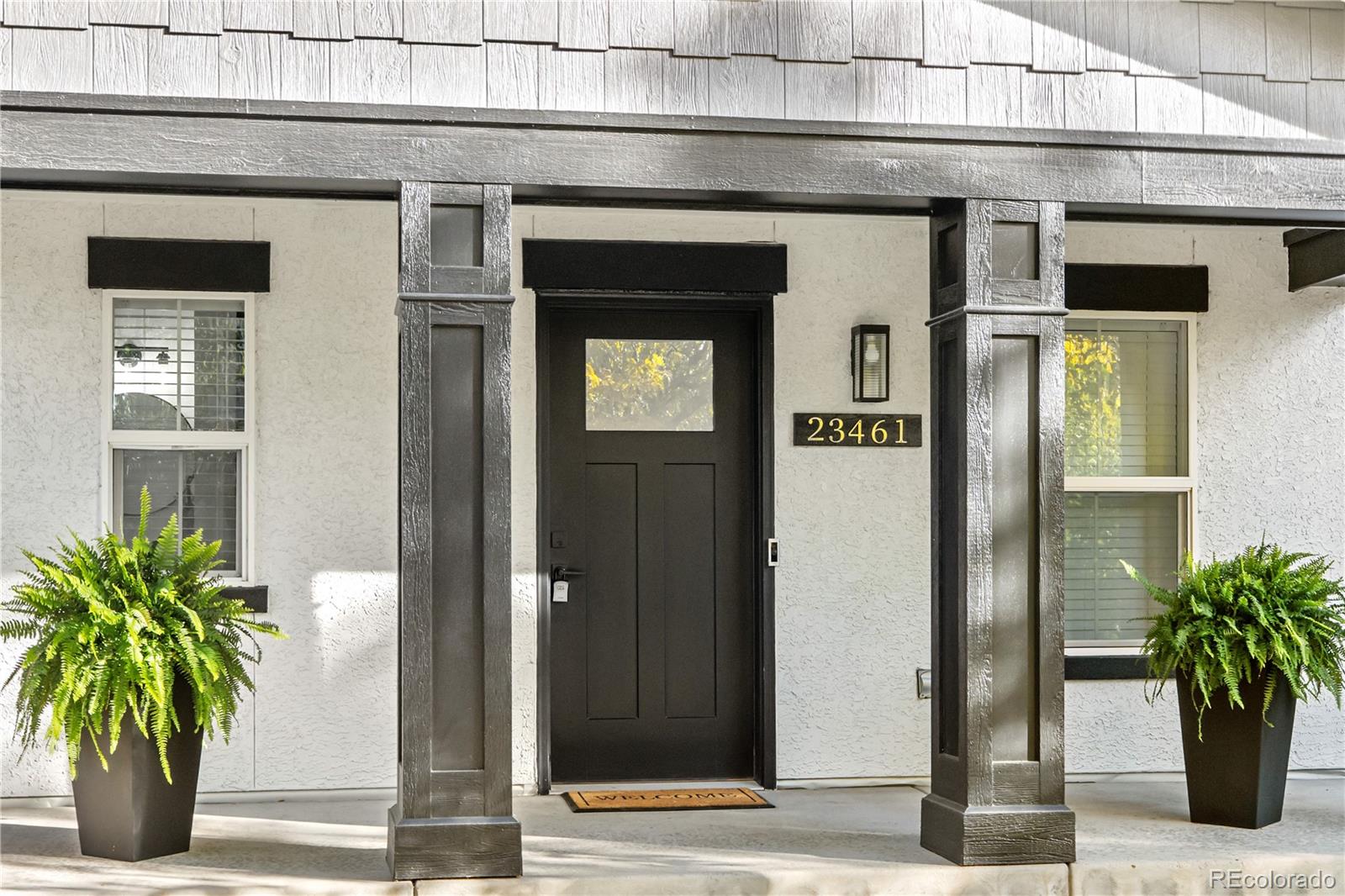 23461 E Saratoga Circle