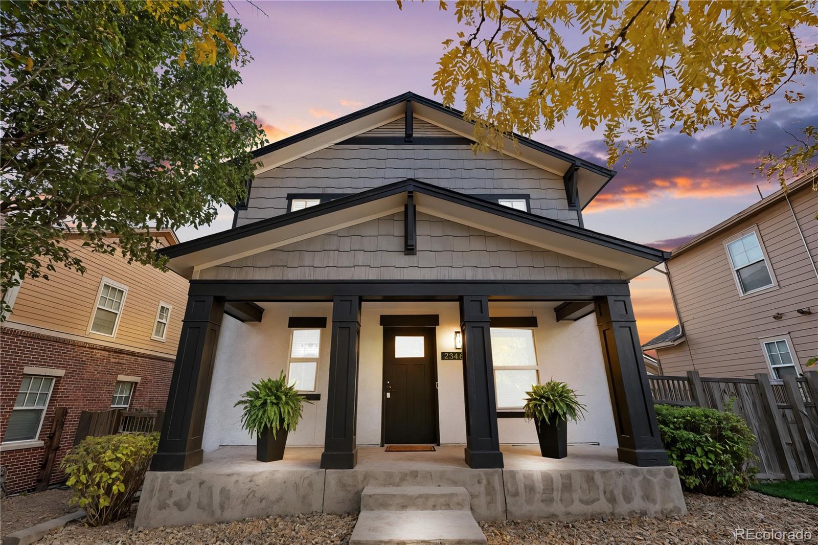 23461 E Saratoga Circle