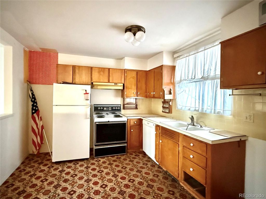 Photo of 300 Campo Street, Denver, CO 80221 (MLS # 1923358)