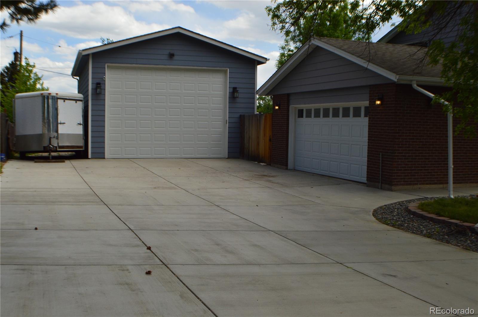 1158 E Easter Court