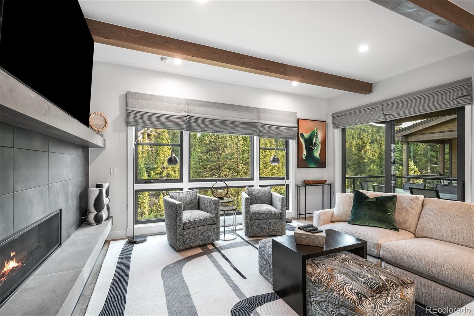 91 Alcove Court