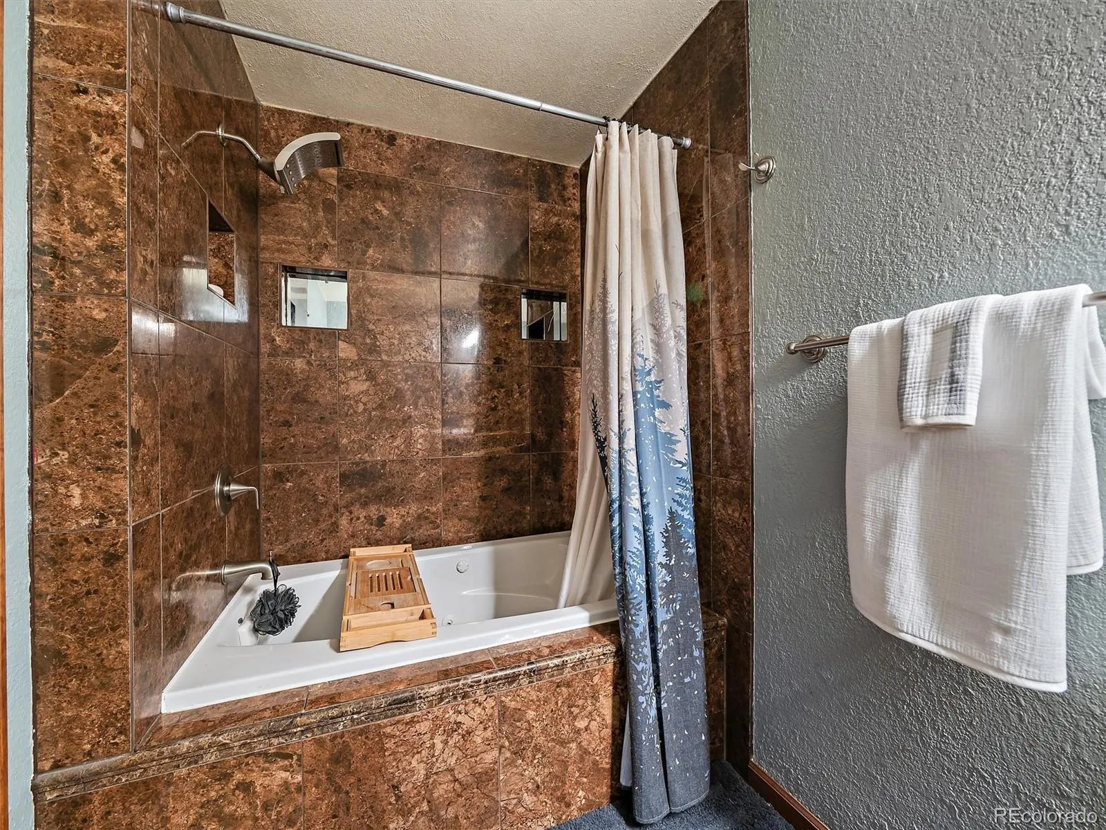 Conifer, Colorado 80433, United States, 3 Bedrooms Bedrooms, ,2 BathroomsBathrooms,Residential,Active,133940