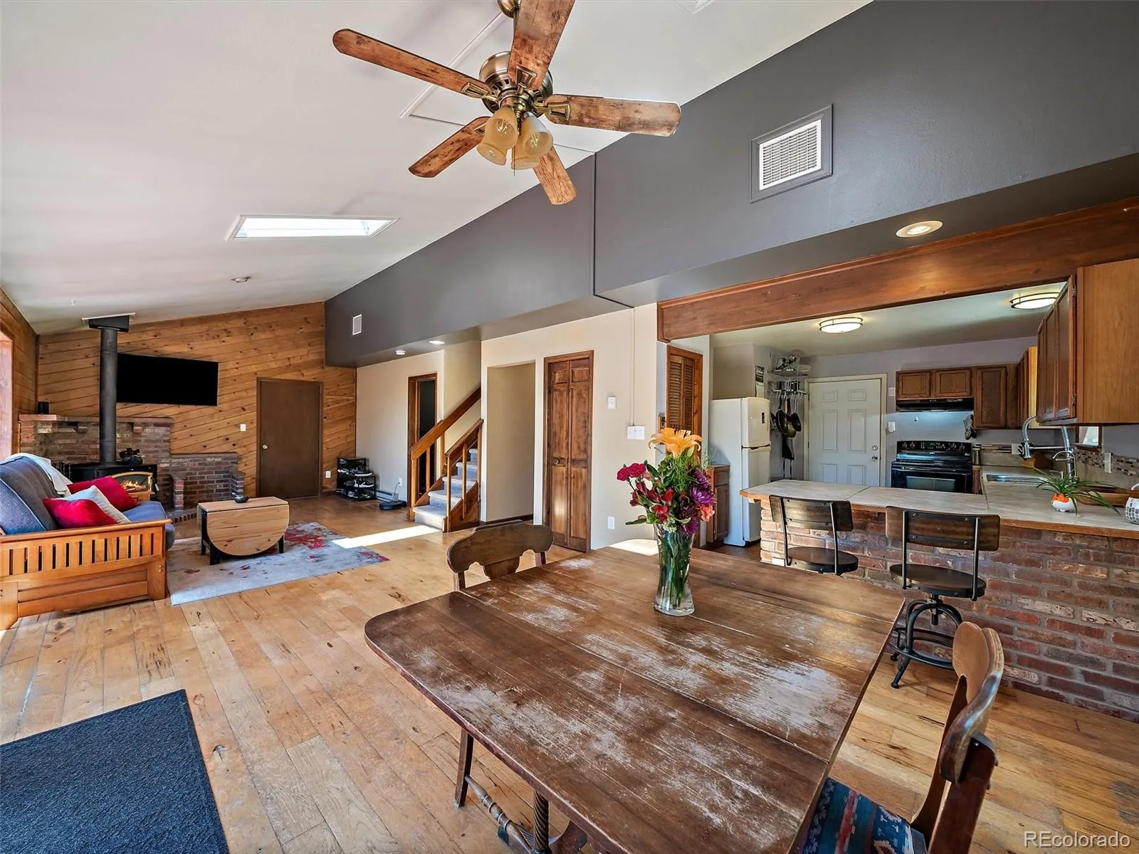 Conifer, Colorado 80433, United States, 3 Bedrooms Bedrooms, ,2 BathroomsBathrooms,Residential,Active,133940