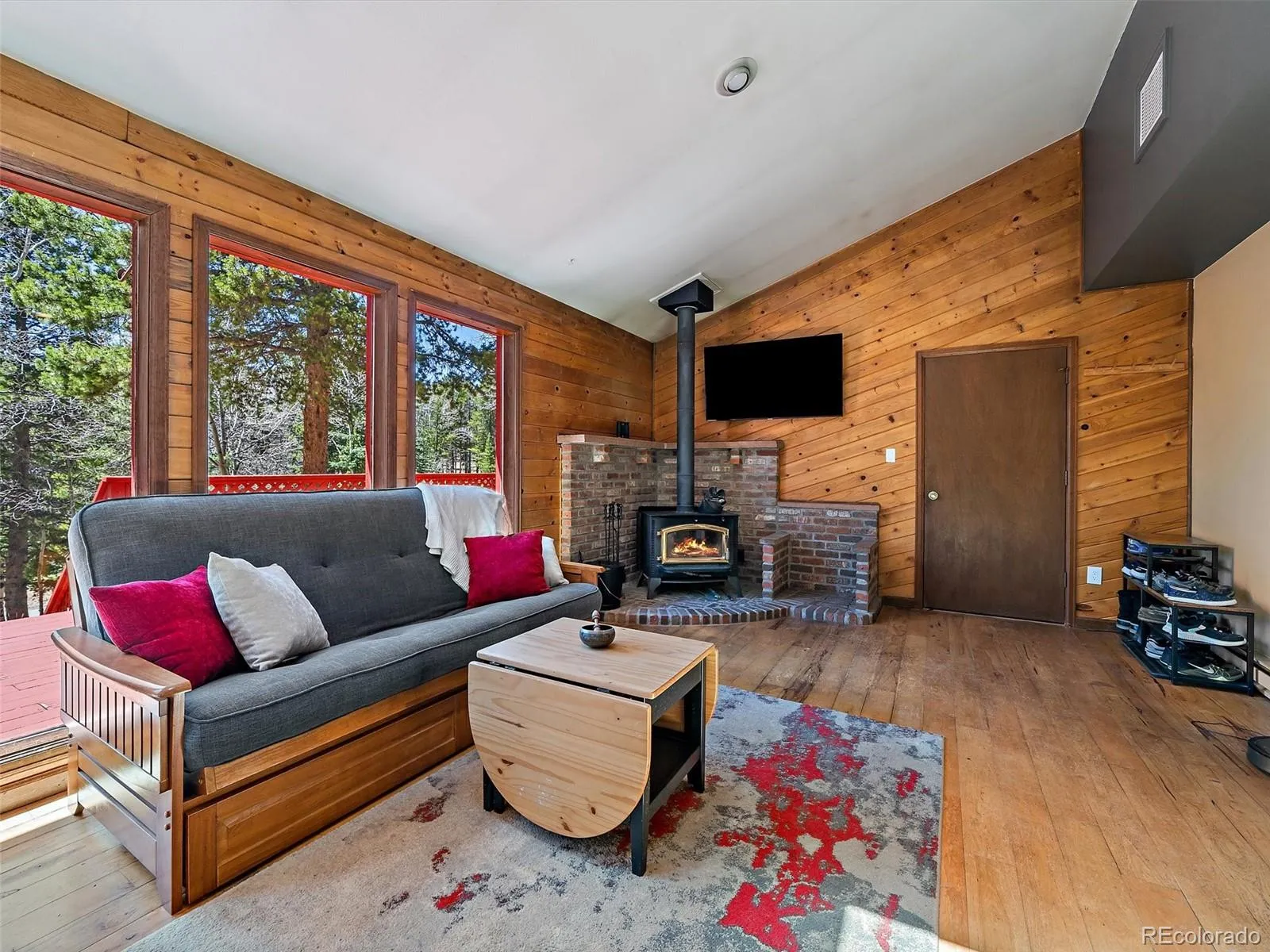 Conifer, Colorado 80433, United States, 3 Bedrooms Bedrooms, ,2 BathroomsBathrooms,Residential,Active,133940