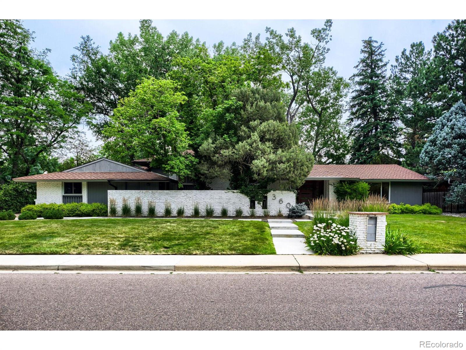 360 Inca Parkway