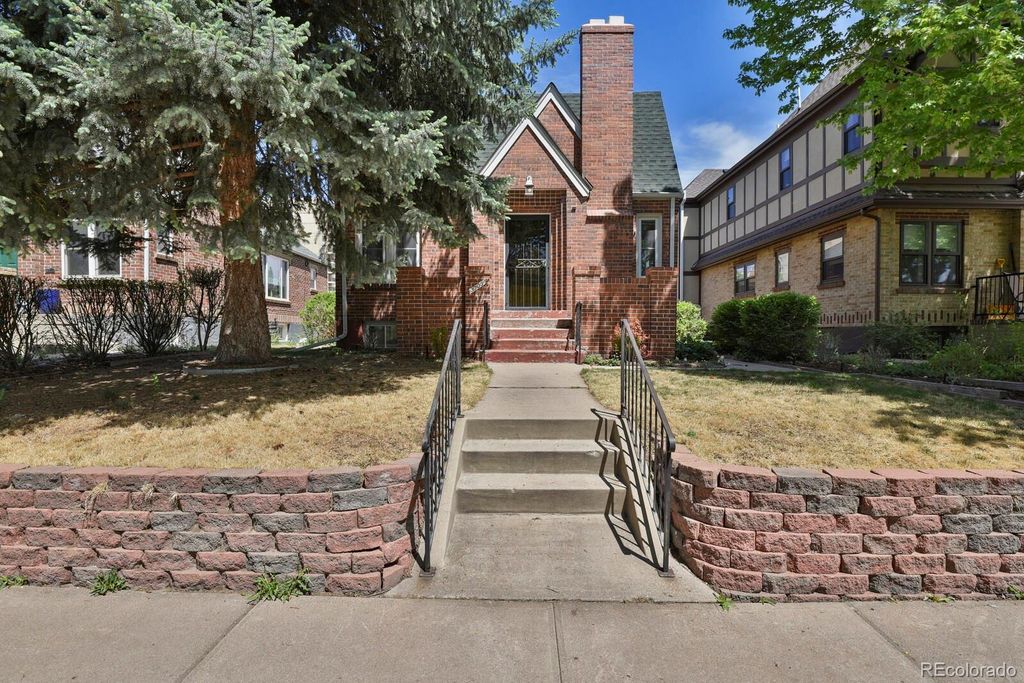 Photo of 3705 W 25th Avenue, Denver, CO 80211 (MLS # 5820922)