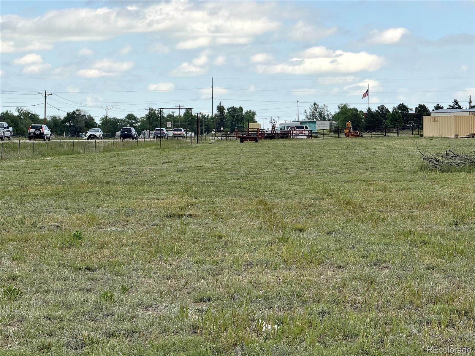 10985 E US Highway 24