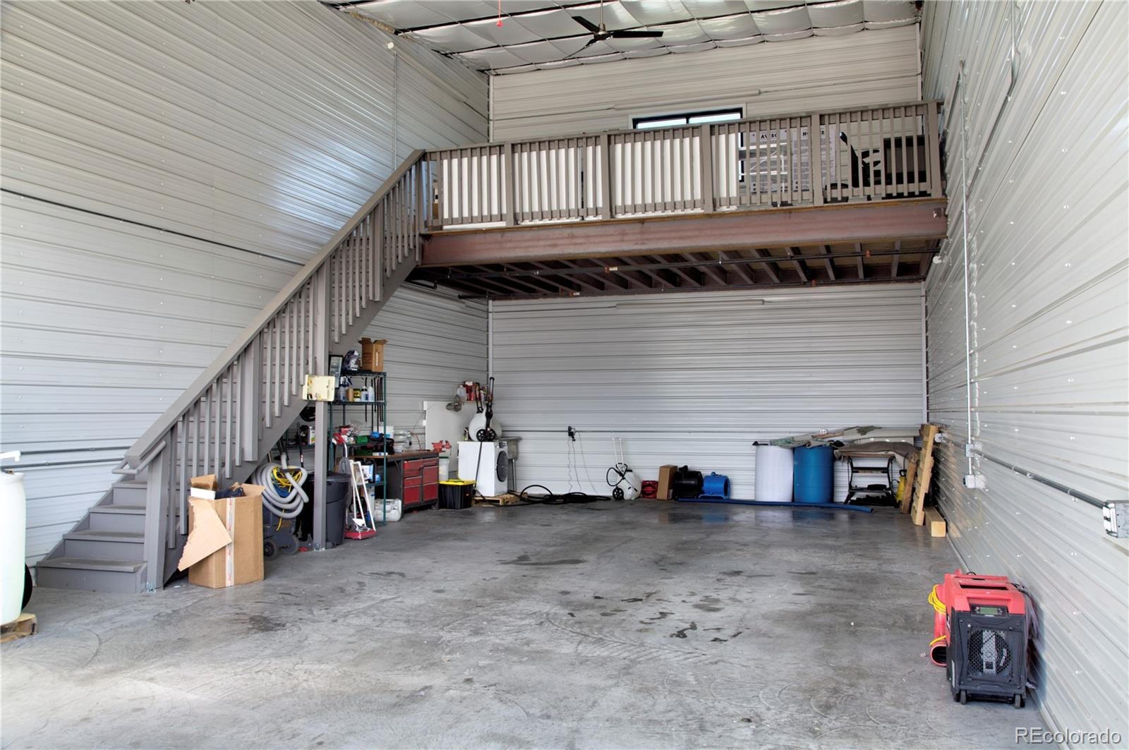 570 Ames 210