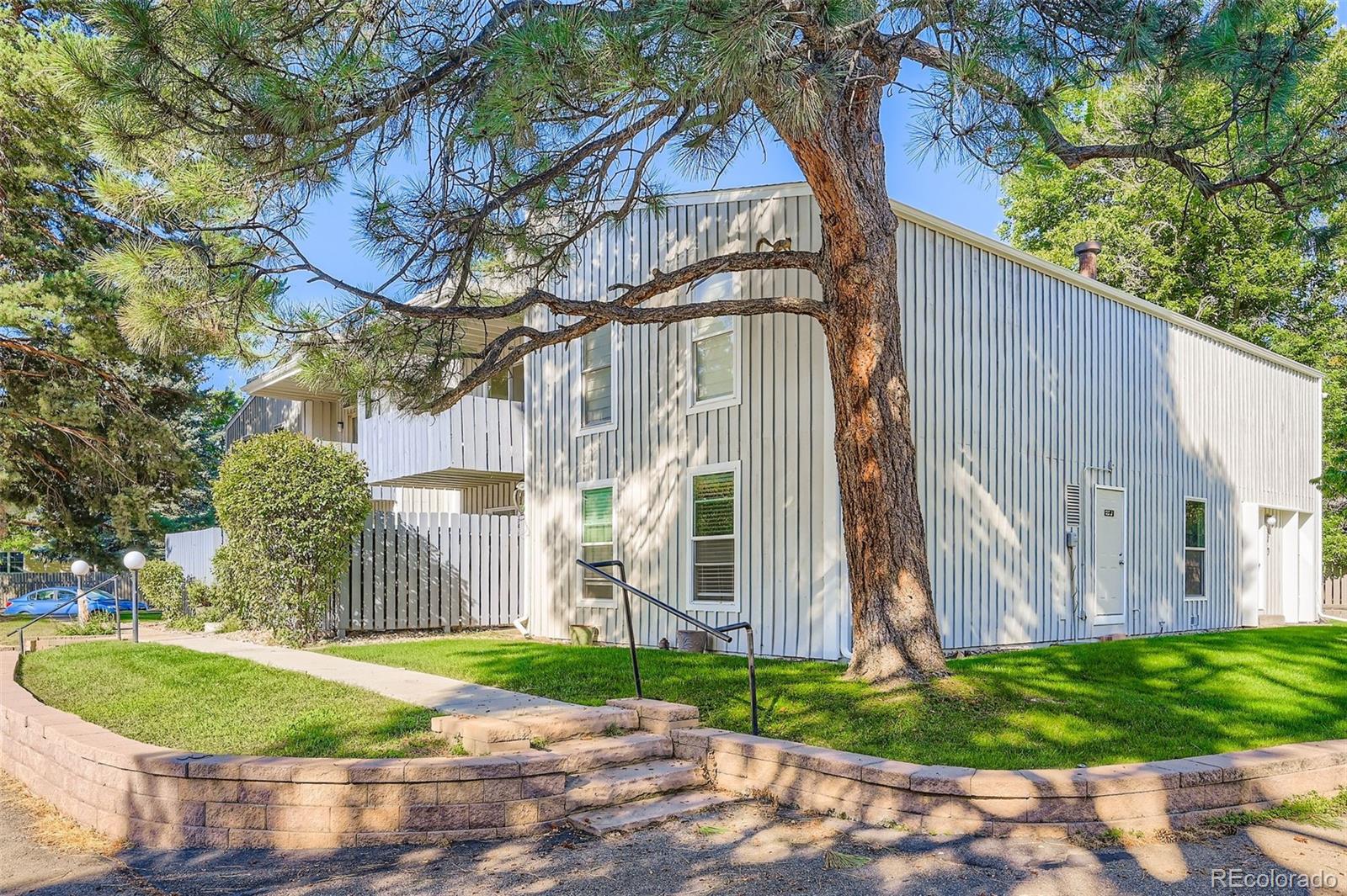8050 Niwot Road 28