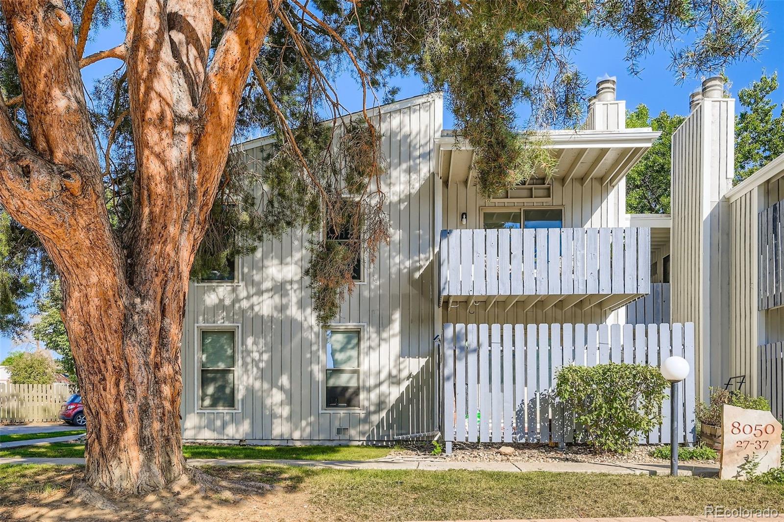8050 Niwot Road 28