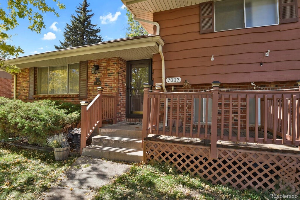 Photo of 7017 S Cherry Drive, Centennial, CO 80122 (MLS # 6746447)