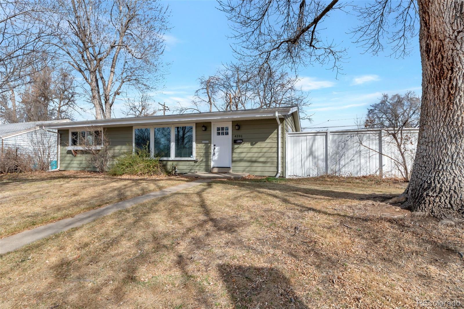 4391 E Harvard Avenue