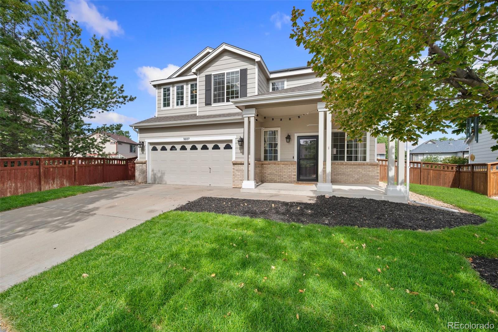 5227 Grosbeak Street