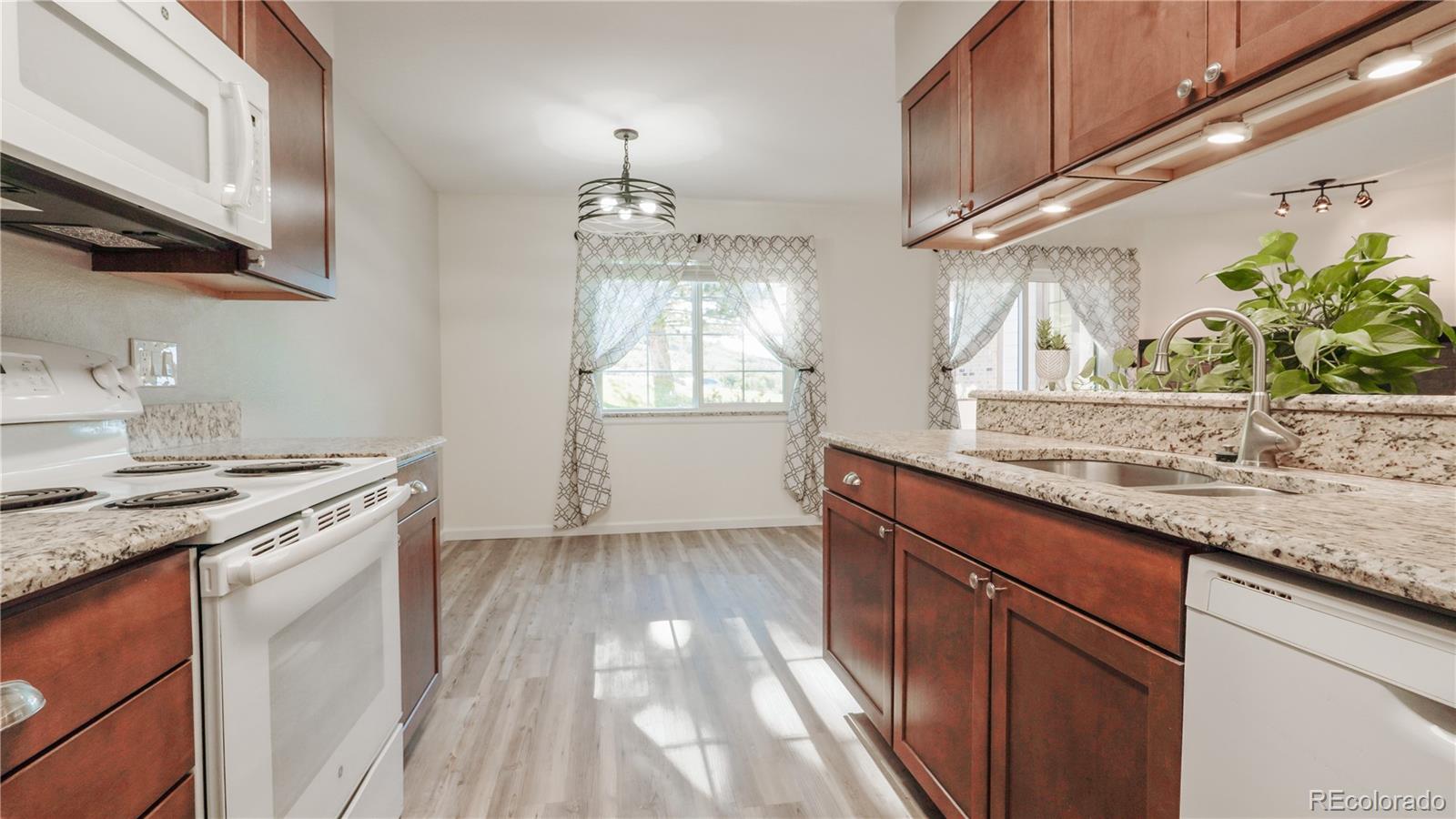 797 Canyon Drive 797