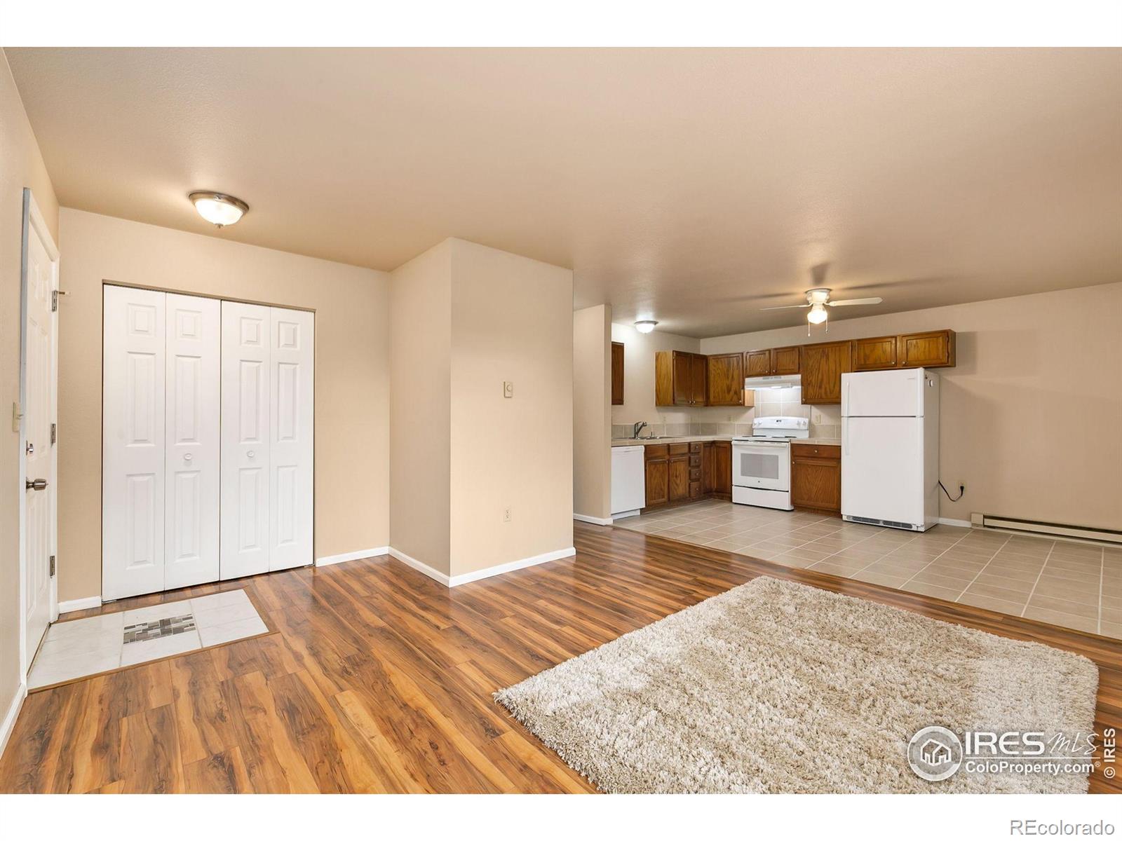 1502 E 5th Street