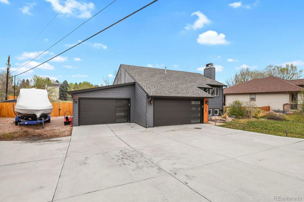 Photo of 7947 W Brook Drive, Littleton, CO 80128 (MLS # 3504289)
